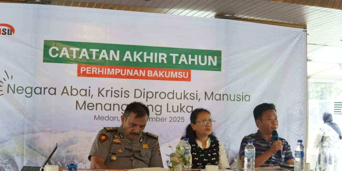 Juniaty Aritonang, Sekretaris Eksekutif Bakumsu (tengah). (Realitasonline.id)