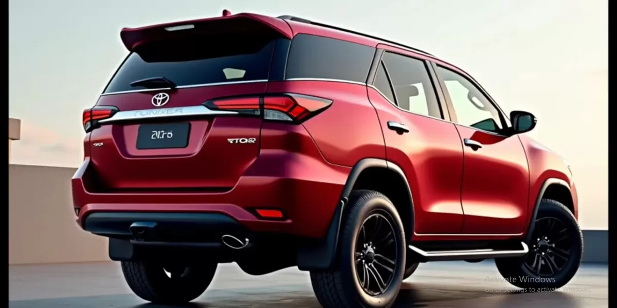 Toyota Fortuner terbaru adalah SUV yang tampil dengan kesan sangat gagah dan bernuansa mewah (Tangkapan Layar YouTube Auto design)