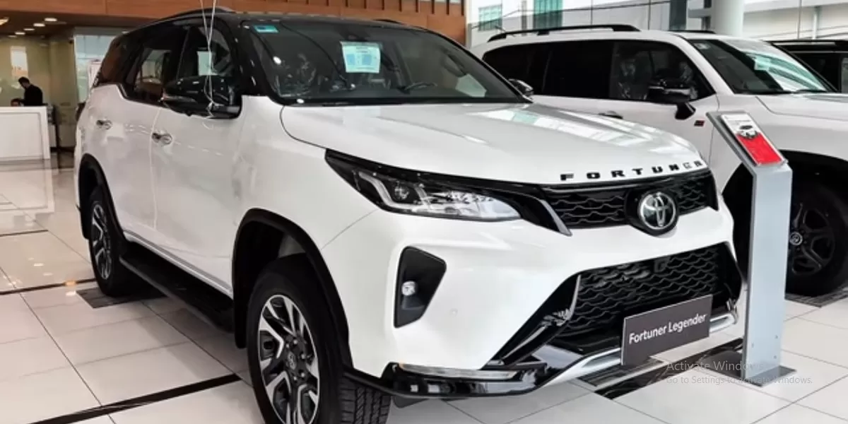Toyota Fortuner 2026 memiliki tampilan eksterior yang terlihat lebih modern dan berkarakter kuat. (Tangkapan Layar YouTube CarShow Channel)