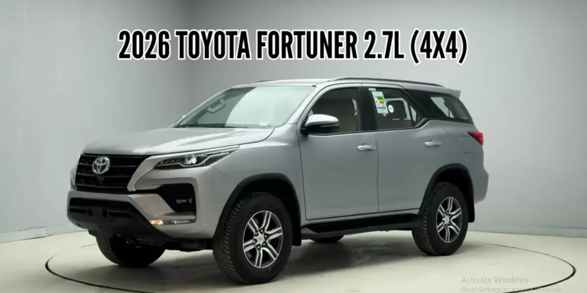 Toyota Fortuner 2.7L EXR adalah varian SUV 4&times;4 yang dirancang untuk menggabungkan kekuatan, ketangguhan, dan kenyamanan dalam satu paket kendaraan yang siap untuk berbagai medan. (Tangkapan Layar YouTube carauto vlogs)