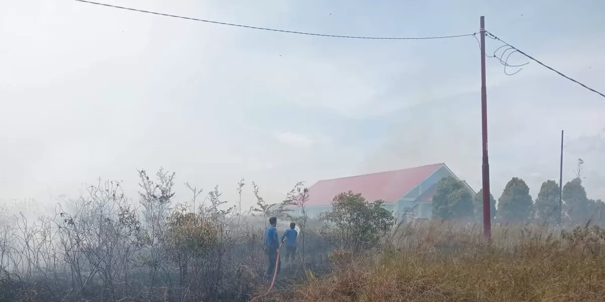 Kebakaran di lahan masyarakat di Simangaronsang, Dolok Sanggul Humbahas. (Foto: Realitasonline.id/Dok)
