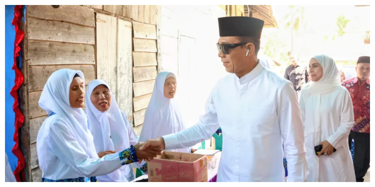 Gus Irawan Pasaribu bersama Ketua TP PKK Murni hadiri pengajian akbar BKMT Arse yang dirangkai dengan Safari Isra&rsquo; Mi&rsquo;raj Nabi Besar Muhammad SAW serta penyambutan Bulan Suci Ramadhan 1447 Hijriah/2026 Masehi di Desa Pinagar. (Realitasonline.id/Riswandy)
