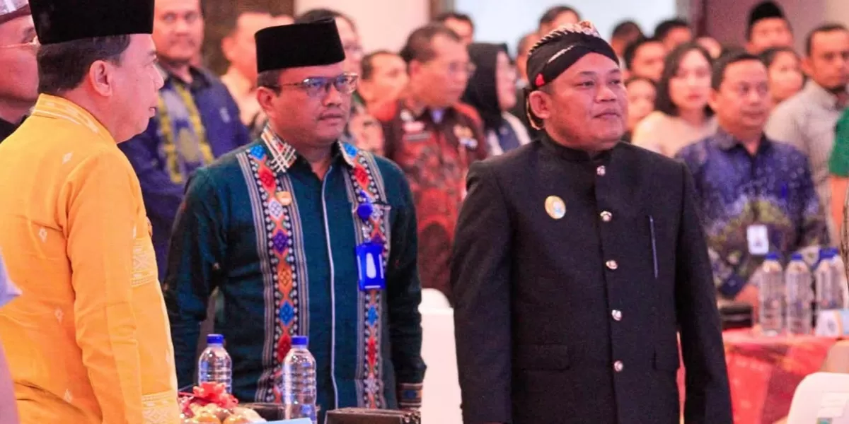 Wakil Bupati Labuhanbatu Jamri, ST hadiri acara konsultasi publik RKPD Sumut 2027 di Aula Raja Inal Siregar, Medan Kamis (29/1/26).