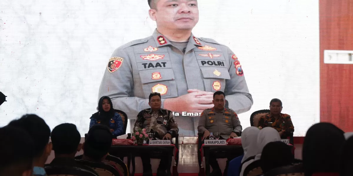 Polres malang saat memberikan edukasi