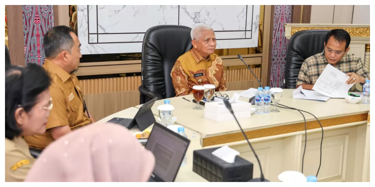 Wagub Sumut Surya pimpin Rapat Pembahasan Rancangan Perubahan Perda Nomor 1 Tahun 2024 tentang Pajak Daerah dan Retribusi Daerah di Kantor Badan Penghubung Daerah, Jalan Jambu, Jakarta, Senin (26/1/2026). (Realitasonline.id/DISKOMINFO SUMUT)