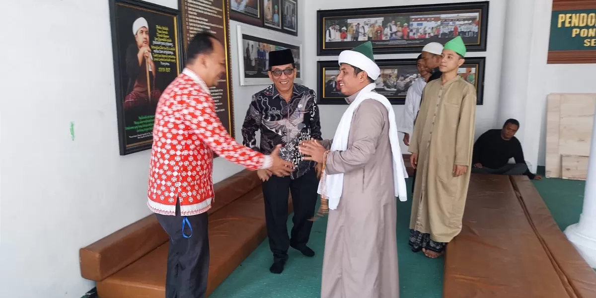 Pemko Siantar serahkan bantuan Pembangunan Rumah Tahfiz Quran (Realitasonline.id/RH)