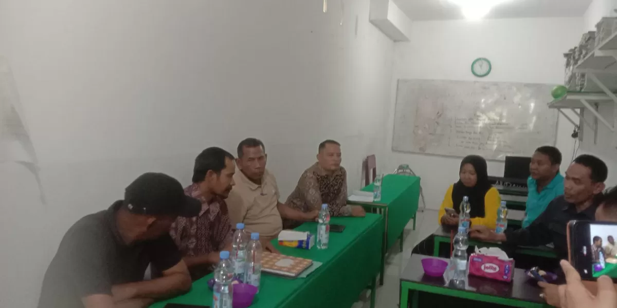 pemerintahan desa setempat, pihak Sekolah Menengah Atas (SMA) Swasta Al Maksum, dan dihadiri langsung oleh Kepala Dinas (Kadis) Pendidikan Deli Serdang, Suparno SSos MSP, Sabtu (7/2/2026).
