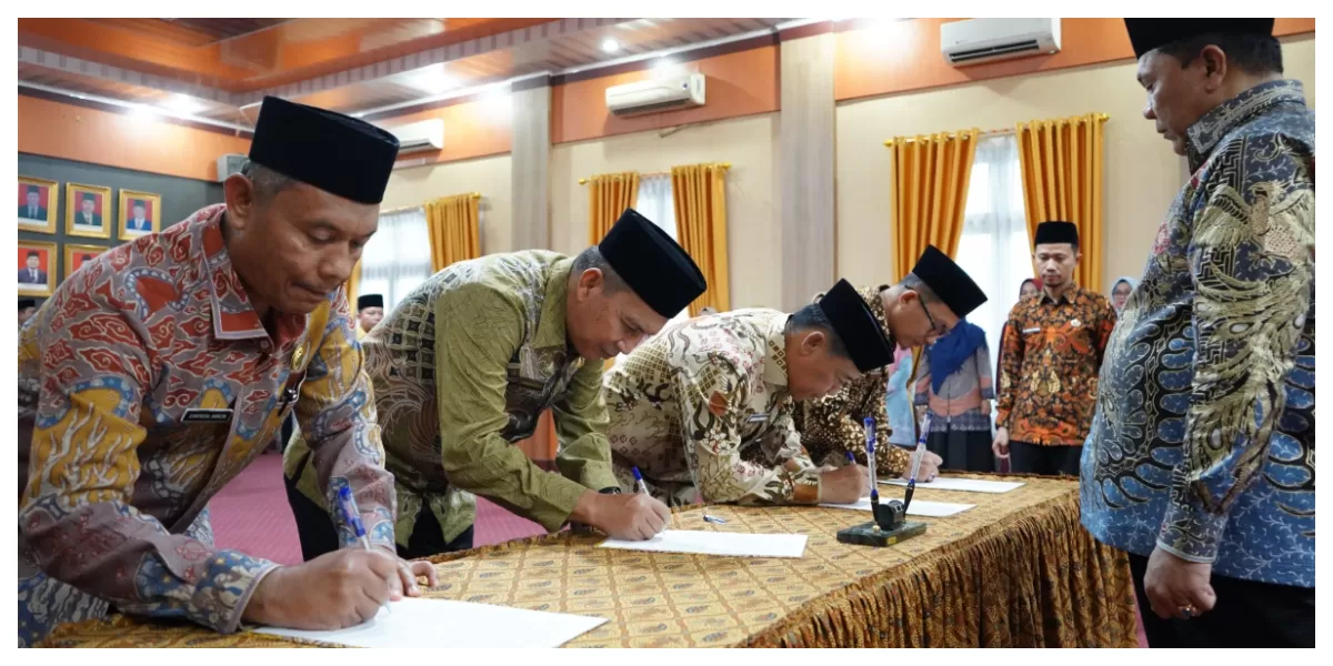 Prosesi pelantikan pejabat administrator Kakanwil Kemenag Sumut. (Realitasonline.id/IW)