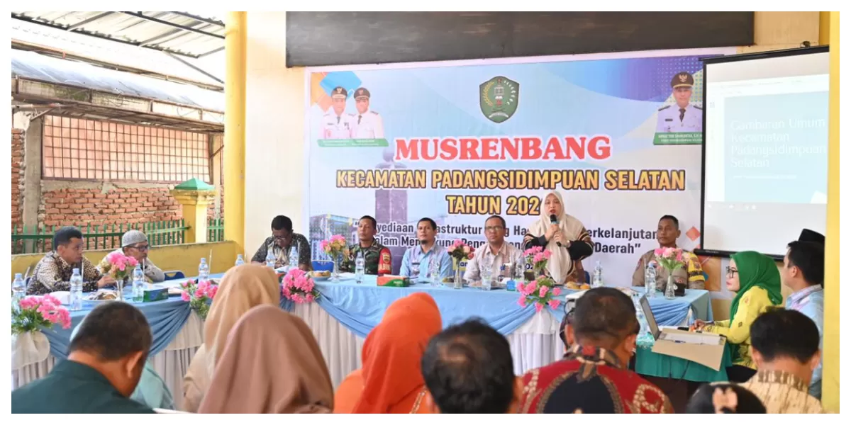 Ketua DPRD Kota Padangsidimpuan, Srifitrah Munawaroh Nasutionhadiri Musrenbang RKPD 2027 tingkat Kecamatan Padangsidimpuan Selatan di Aula Kantor Camat Padangsidimpuan Selatan. (Realitasonline.id/Riswandy)