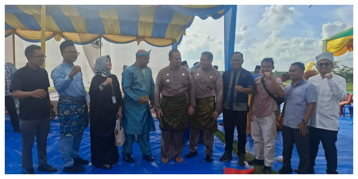 Bank Sumut Cabang Lima Puluh bersama Bupati dan Wakil Bupati Batubara. (Realitasonline.id/Dok)