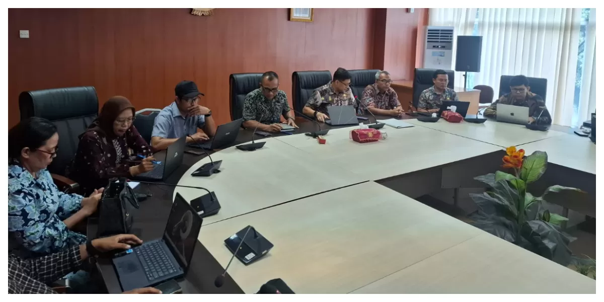 RDP Komisi 4 DPRD Medan bersama warga Gang M Isa dan warga Jalan Brigjen Zein Hamid Titi Kuning. (Realitasonline.id/Dok)