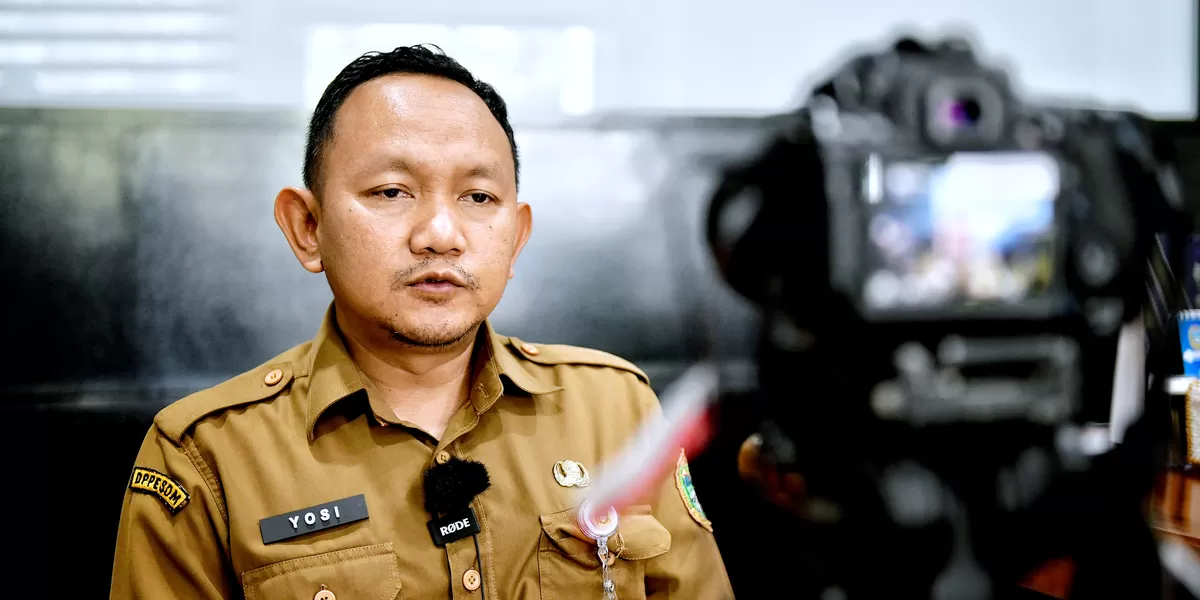 Pelaksana Harian (Plh) Kepala Dinas Perindustrian, Perdagangan, Energi dan Sumber Daya Mineral (Perindag ESDM) Sumut Yosi Sukmono. 