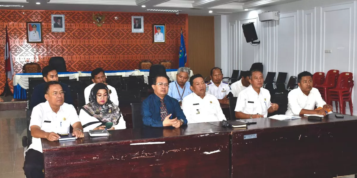Foto: Wakil Wali Kota Sibolga, Pantas Maruba Lumbantobing, meminpin rapat koordinasi teknis bersama jajaran PT Bank Sumut, Rabu (25/02/2026). (Realitasonline.id/Dok)