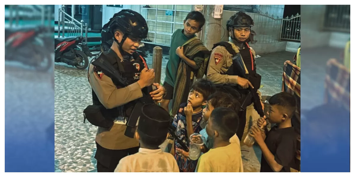 Patroli Gabungan TNI - Polri amankan sejumlah mesjid di seluruh Kota Tebing Tinggi. (Realitasonline.id/Humas Polda Sumut/Ogek Tanjung)
