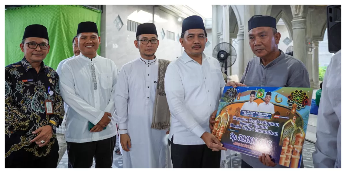 Safari Ramadan di Masjid Al Ikhwan Medanarelan dipimpin Staf Ahli bidang Kemasyarakatan dan Sumber Daya Manusia Setda Kota Medan, Adlan, Kamis (26/2/2026). (Realitasonline.id/Dok)