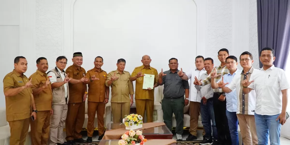  Bupati Langkat H. Syah Afandin, SH melalui Wakil Bupati Tiorita Br Surbakti, SH menyampaikan apresiasi atas inisiatif DPRD dalam menyelenggarakan forum silaturahmi tersebut.