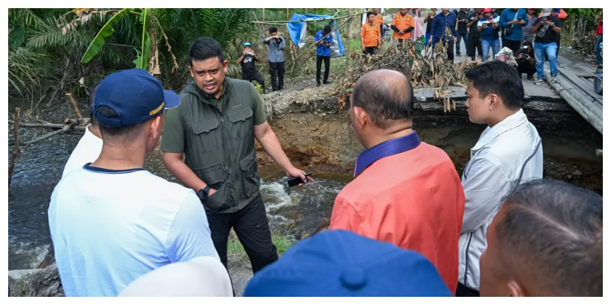 Bobby Nasution tinjau ruas jalan putus di Padangtualang, Langkat yang merupakan jalur alternatif masyarakat setempat menuju Stabat dan Tanjungpura. (Realitasonline.id/Kominfo Sumut)