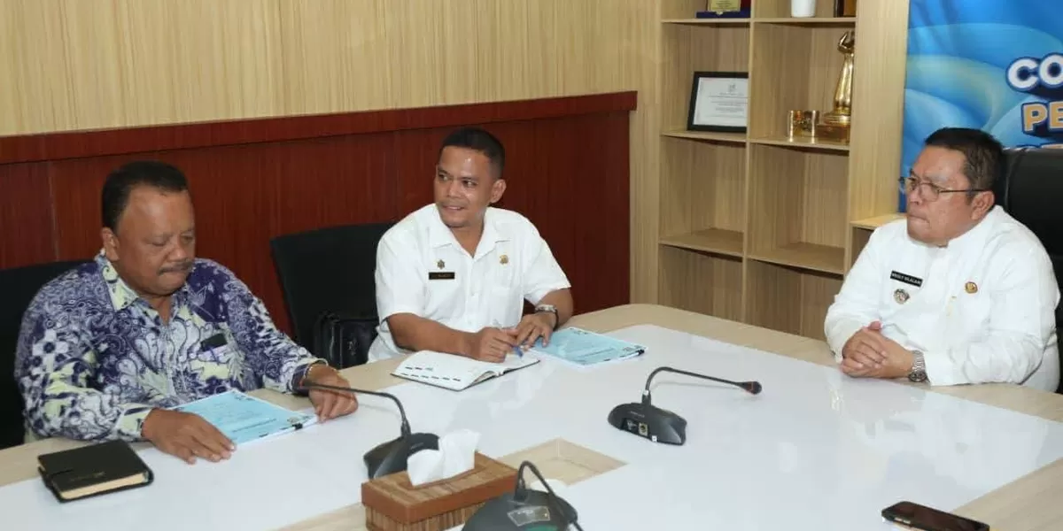 Wali Kota Wesly berterimakasih atas rekomendasi Dewan Pendidikan (Realitasonline.id/RH)