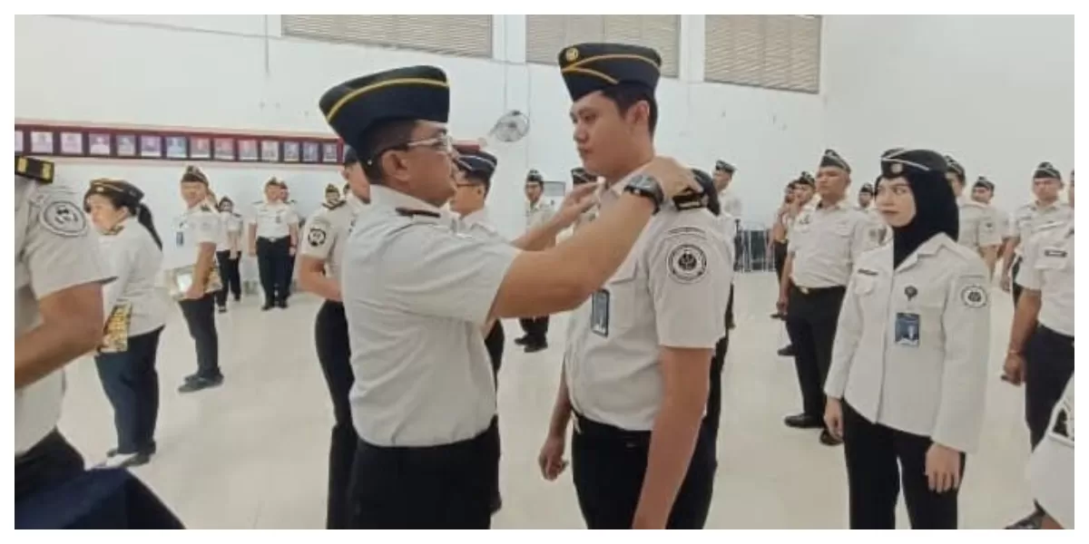  Penyematan pangkat kepada 35 pegawai Lapas Kelas IIA Binjai. (Realitasonline.id/Dok)