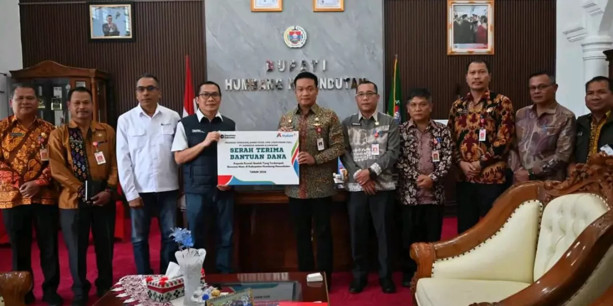 PT Indonesia Asahan Aluminium (INALUM) menyalurkan bantuan rehabilitasi rumah ibadah terdampak banjir di Kabupaten Humbang Hasundutan melalui Pemerintah Kabupaten setempat.