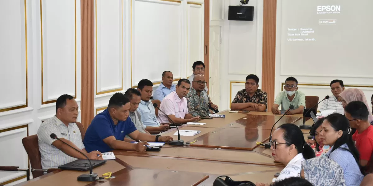 Foto: Pemko Sibolga menggelar rakor persiapan pengundian huntap. (Realitasonline.id/Dok)
