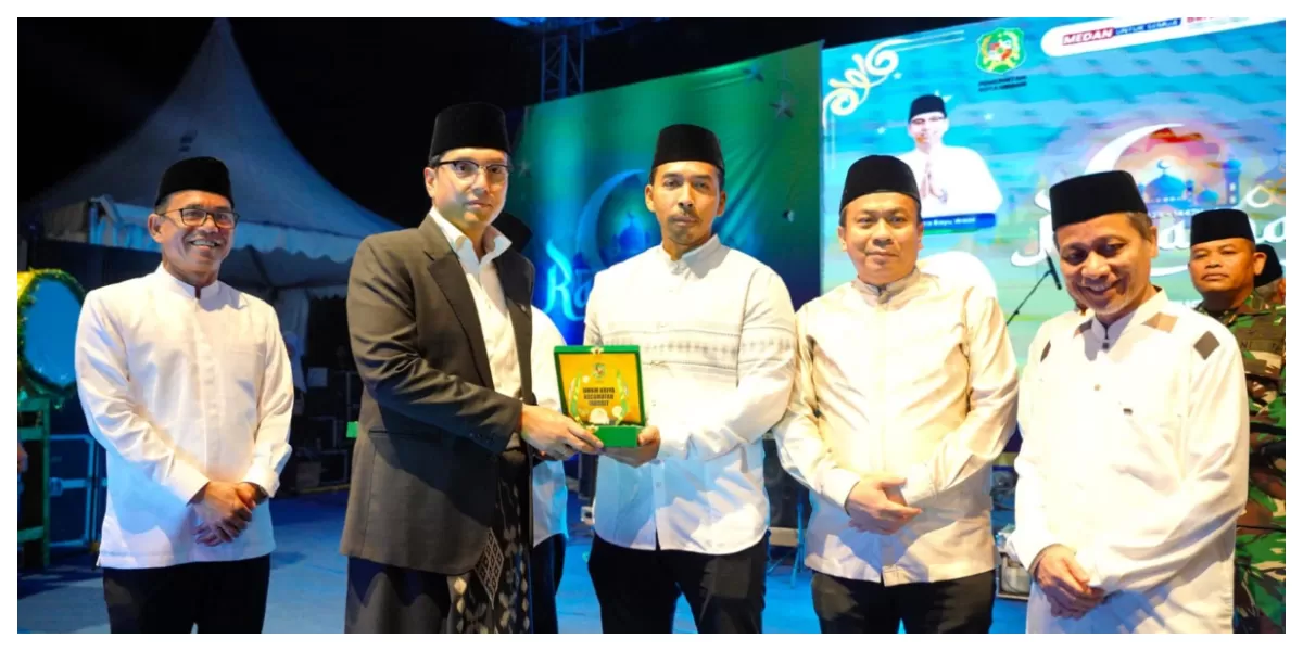 Wakil Ketua DPRD Medan Rajuddin Sagala saat menghadiri penutupan Ramadhan Fair ke XX 1447 . (Realitasonline.id/Humas)