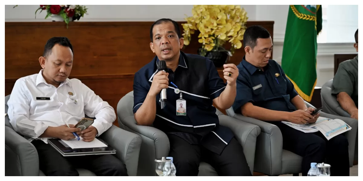 Saat temu Pers bersama dengan Dinas Perindustrian, Perdagangan, Energi dan Sumber Daya Mineral (ESDM) Sumut dengan tema "Isu Perdagangan, Perindustrian dan Pertambangan di Sumut" Kegiatan ini difasilitasi Dinas Kominfo Sumut (Realitasonline.id/mis)