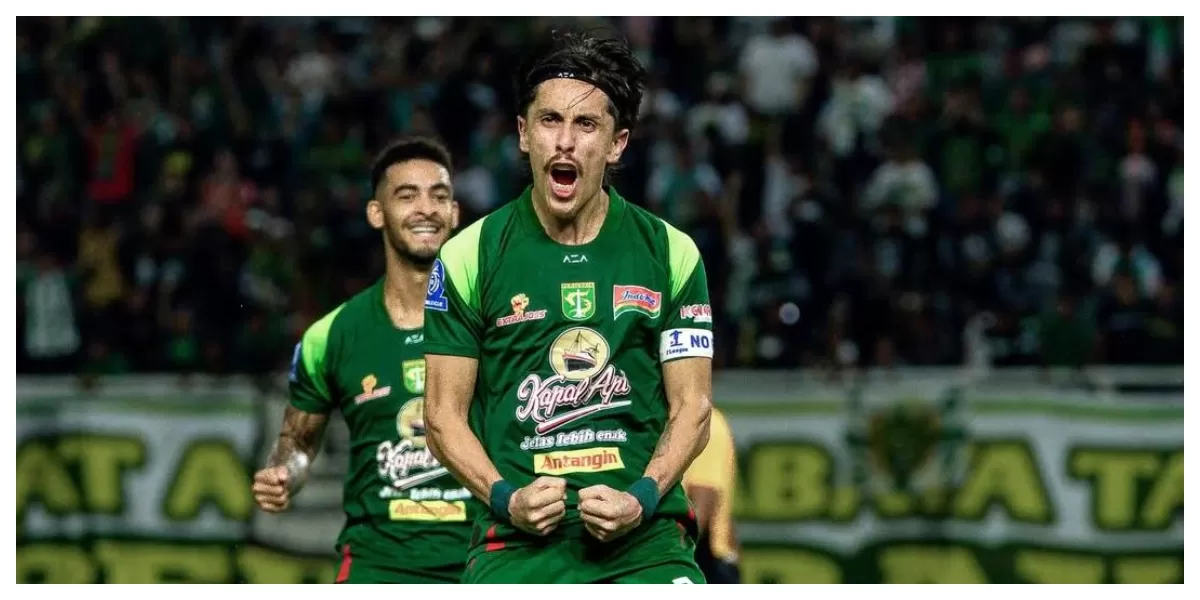 Keterangan Foto : Fransesco Rivera melakukan selebrasi setelah mencetak gol (Realitasonline.id / ig : officialpersebaya)