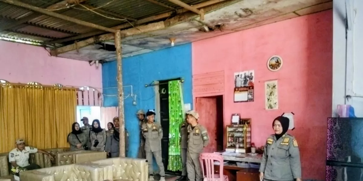 Satpol PP Kota Padangsidimpuan semakin gencar melaksanakan operasi penertiban guna menegakkan Perda serta menjaga ketertiban umum dan ketentraman masyarakat, Rabu (8/4/2026).(Foto: Realitasonline/Riswandy)