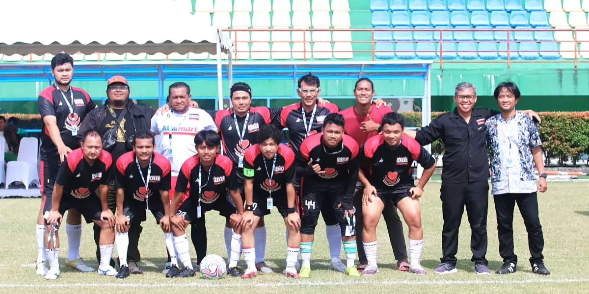 Sejumlah tim dari berbagai kalangan turut ambil bagian dalam ajang ini, termasuk Tim Pewarta Foto Indonesia (PFI) Medan yang tampil solid dan penuh semangat di setiap pertandingan.