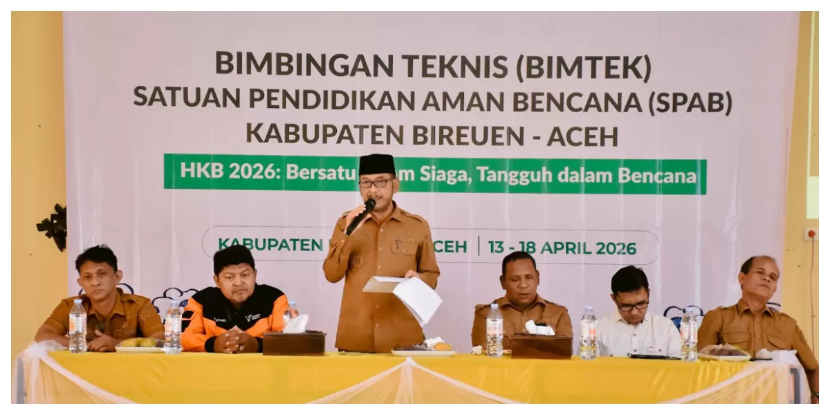 Wabup Bireuen, Razuardi ketika menyampaikan arahan pada pembukaan Bimtek SPAB Bireuen. (Realitasonline.id/AJ)