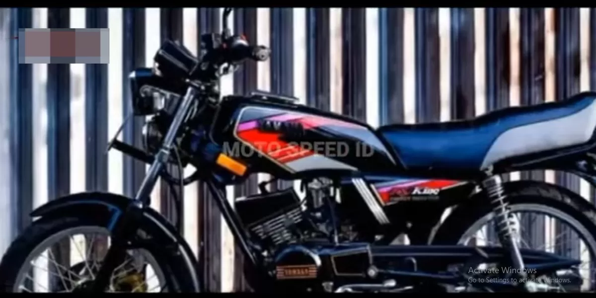RX King 155 VVA yang viral itu memang terlihat sangat keren karena berhasil menggabungkan nostalgia dengan gaya modern. (Tangkapan Layar YouTube MOTO SPEED ID)
