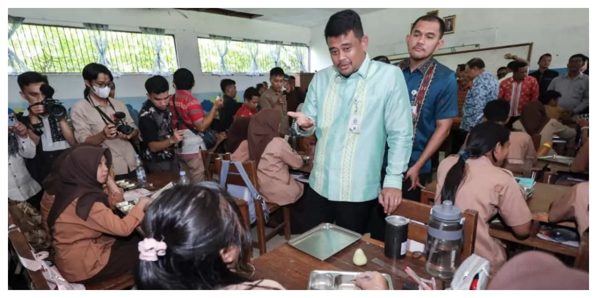 Gubsu Bobby dan Wesly Silalahi bersama pihak terkait lainnya kunjungi SMAN 5 Pematangsiantar  (Realitasonline.id/RH)