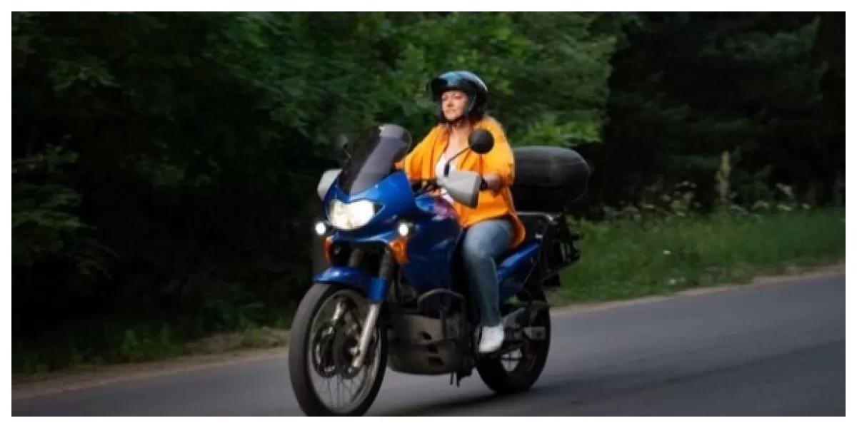 Keterangan Foto: ilustrasi motor matic cocok untuk touring (Realitasonline/freepik.com)