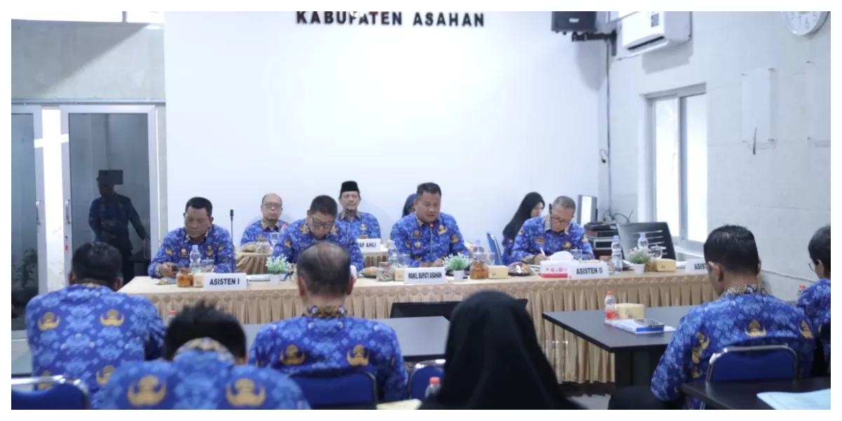 Wakil Bupati Asahan Rianto saat memberikan arahan kepada ASN tentang pentingnya Patuh Pajak. (Realitasonline.id/Dok)