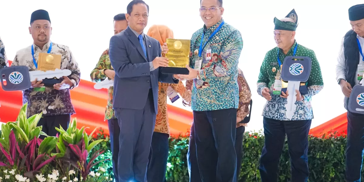 Hanif Faisol Nurofiq