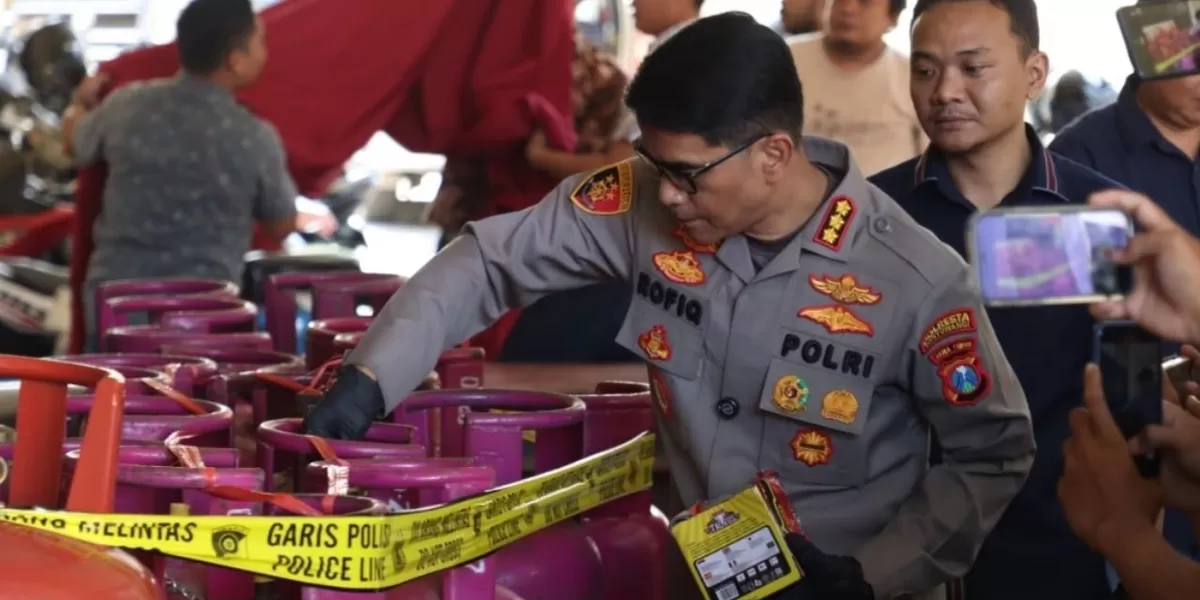 Polresta Banyuwangi membongkar dua pengoplos LPG 3 Kg yang merugikan negara ratusan juta. (Doc. Polresta Banyuwangi)