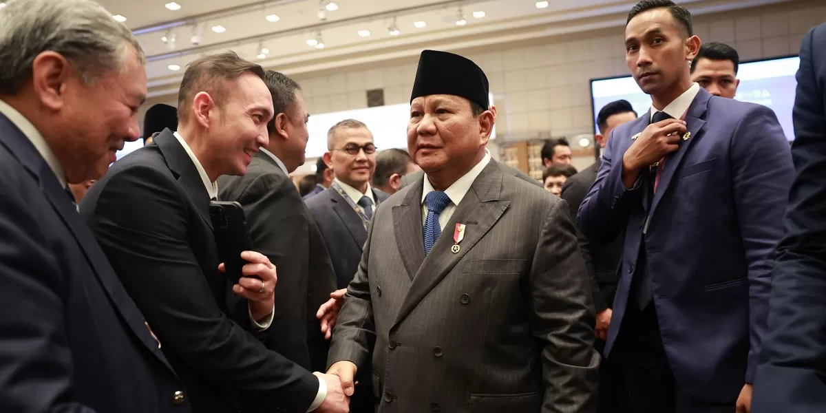 Presiden Prabowo menjelaskan peluang kerja sama industri Indonesia Jepang di hadapan pelaku bisnis dan investor Tokyo. (Dok. Bakom RI)