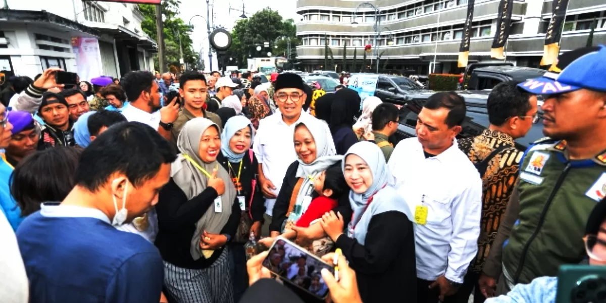 Pemerintah Kota (Pemkot) Bandung mengapresiasi masyarakat yang menunjukkan kepedulian sosialnya melalui berbagai kegiatan berbagi di bulan Ramadan (Bandung.go.id)