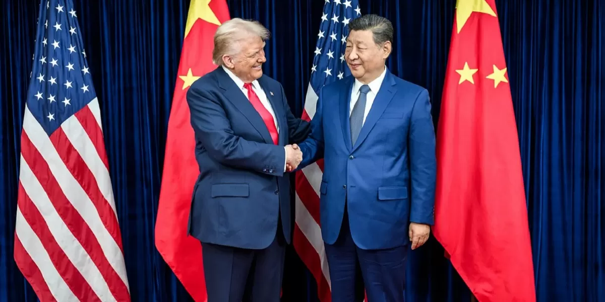 Donald Trump dan Xi Jinping. Analisis terbaru menunjukkan hubungan Amerika Serikat dan Tiongkok tetap kompetitif namun saling bergantung dalam menjaga pertumbuhan ekonomi dunia. (Dok. whitehouse.gov)