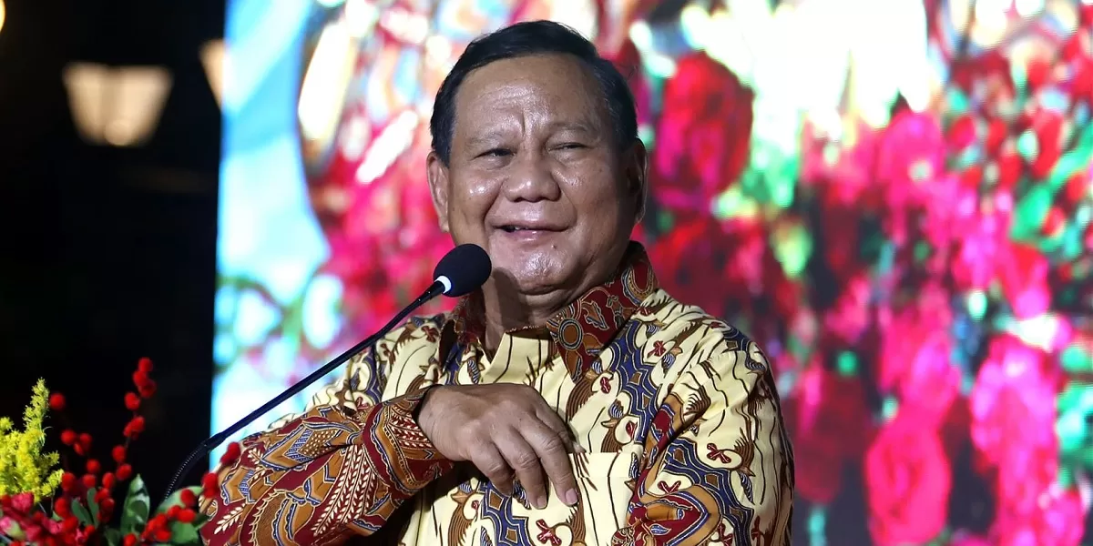 Presiden Prabowo Subianto menyampaikan pernyataan terkait pengamat tidak patriotik dalam Sidang Kabinet Paripurna pertengahan Maret 2026 yang membahas stabilitas nasional dan komunikasi publik pemerintah. (Facebook.com @Prabowo Subianto)