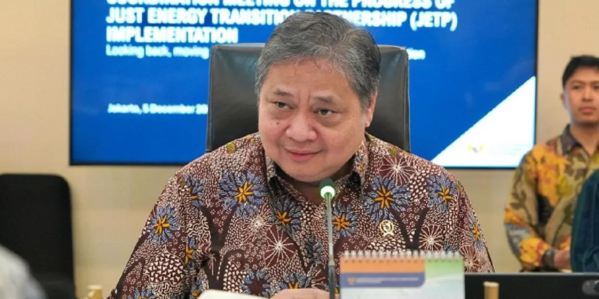 Menko Perekonomian Airlangga Hartarto. Operasional tambang batu bara menjadi fokus kebijakan peningkatan produksi untuk menjaga pasokan energi domestik. (Facebook.com @Airlangga Hartarto)