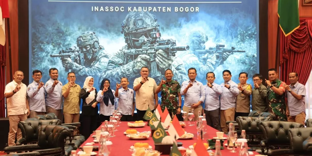 Bupati Bogor Rudy Susmanto menerima audiensi INASSOC Kabupaten Bogor di Pendopo Bupati Bogor. (Ist)