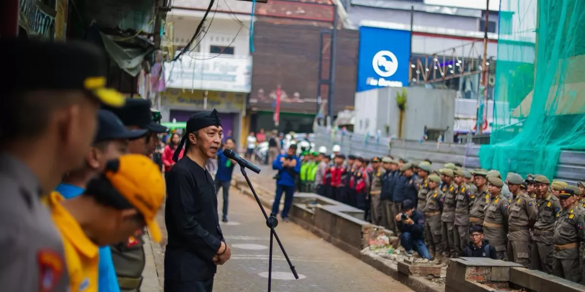 Wali Kota Bogor pimpin penertiban PKL di kawasan Pasar Bogor (Ist)