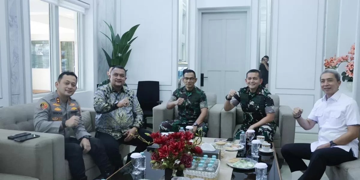 Rudy Susmanto dan Danrem 061 bahas sinergi TNI dan pemda dalam Rakornis TMMD 2026 (Ist)