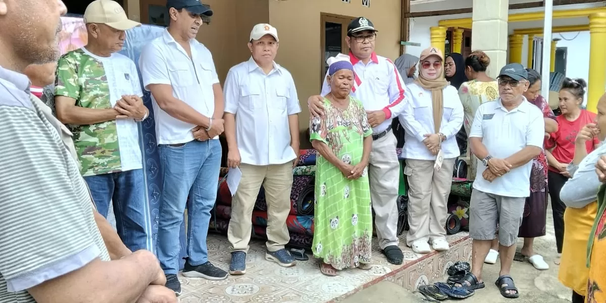 Gerindra Gorontalo turun langsung ke Desa Hulawa, Pohuwato. Bukan sekadar janji politik, tetapi aksi nyata untuk rakyat terdampak banjir.