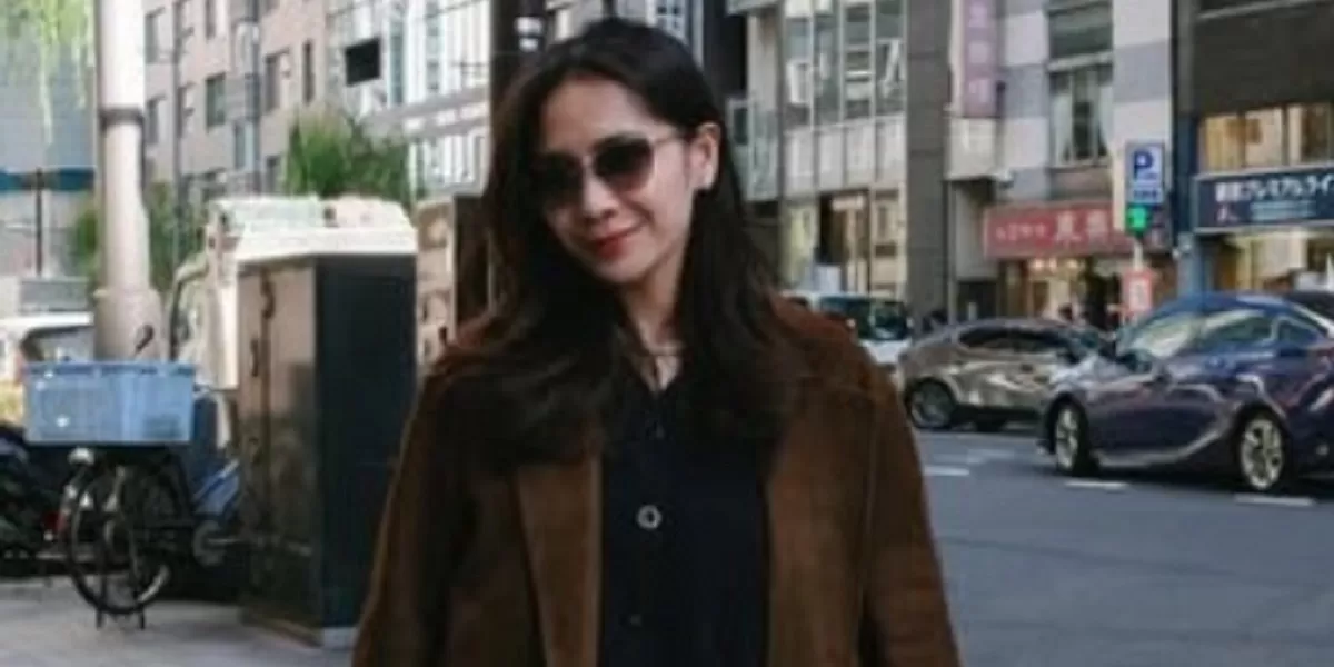 Pemilik RANS Entertainment, Nagita Slavinna.  Suasana perdagangan saham VISI di BEI saat volatilitas meningkat usai pengumuman negosiasi akuisisi Nagita Slavina kepada publik. (Instagram.com @rafinagita1717)