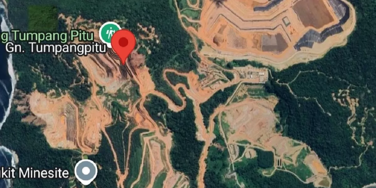 Area tambang emas Banyuwangi yang menjadi simbol pentingnya pengawasan publik terhadap pengelolaan sumber daya alam Indonesia.  (Dok. Google Map)