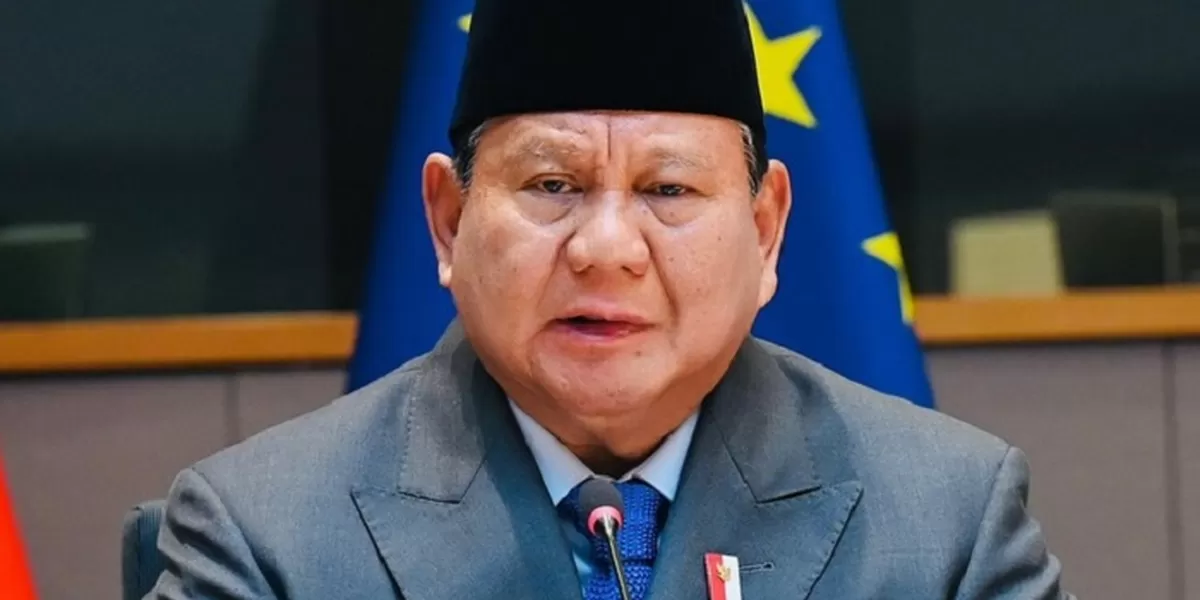 Presiden Prabowo Subianto menyampaikan taklimat awal tahun kepada Kabinet Merah Putih, menegaskan swasembada pangan dan energi sebagai target mutlak 2026. (Facebook.com @Prabowo Subianto)