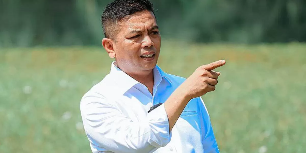 Gubernur Banten Andra Soni. Banjir berulang mendorong Pemprov Banten menghentikan izin tambang baru dan memperketat pengawasan lingkungan hidup. (Facebook.com @andrasoni)